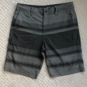 O'Neill Men's Gray Striped Hybrid Shorts Size 34